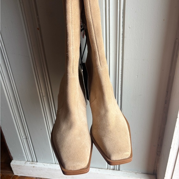 Women’s Tan Suede Tall Vince Camuto Afelia Wood Heel Boots NEW Size 9.5M - Picture 3 of 12